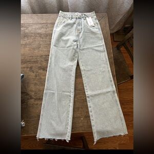 Princess Polly jeans-light wash-size 2. NWT